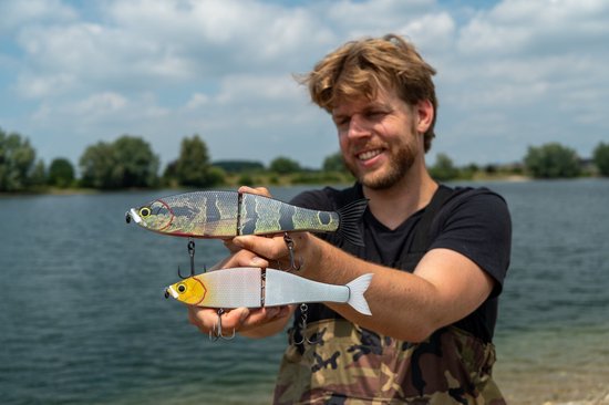 Ultimate Collos X-Glide Swimbait Flash Roach 24cm (124g) - Swimbait van Merkloos — afbeelding 5