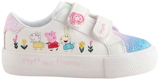 Witte sneaker met klittenbandsluiting, Peppa Pig-print en glitterdetails bij de neus en hiel.
