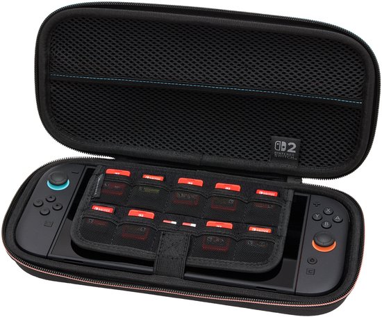 Zwarte Nintendo Switch hoes, geopend, met console en vakken voor spelcartridges.