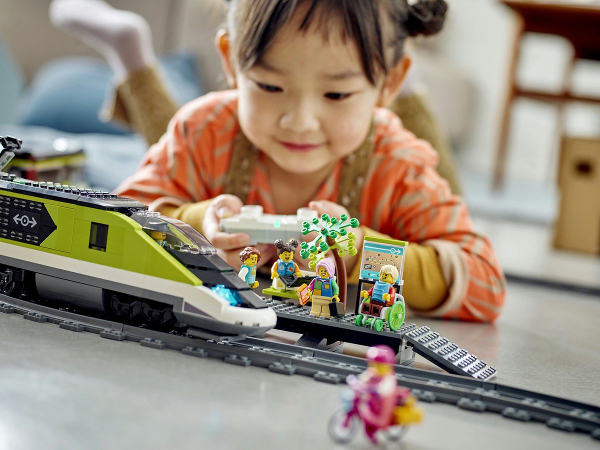 LEGO City Treinen Passagierssneltrein - 60337 — afbeelding 17