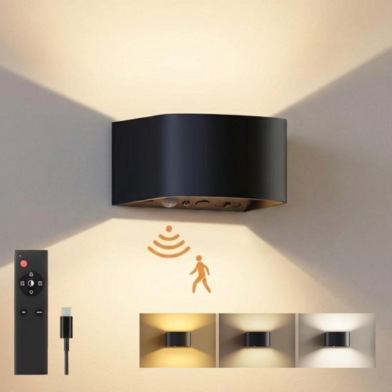 Applique murale noire incurvée avec télécommande et câble USB-C. Montre des effets lumineux et des températures de couleur.
