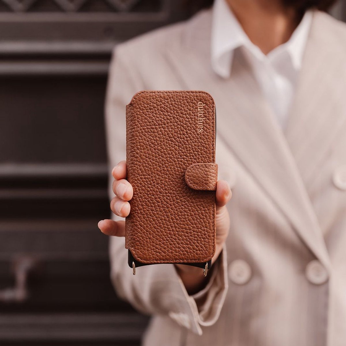 Dutchies Bookcase - Bruin - Hoesje geschikt voor Samsung S26 - Telefoonhoesje Met Pasjeshouder
