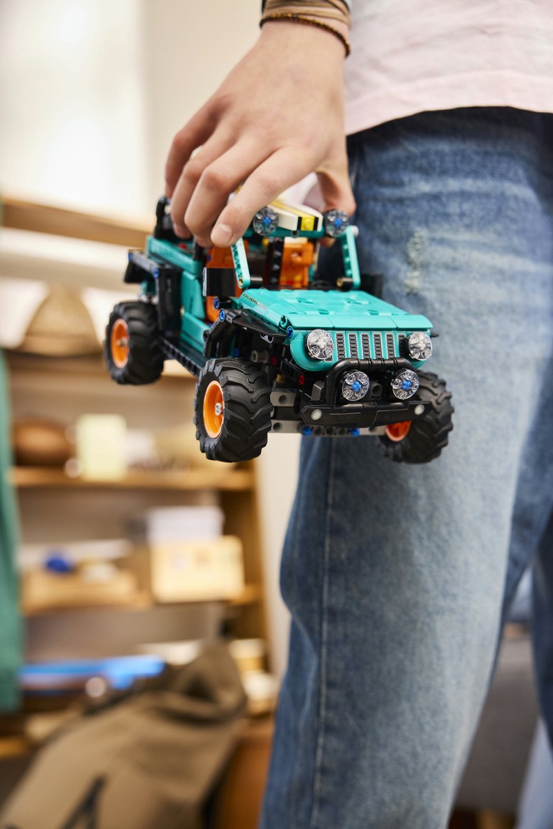 LEGO Technic - Jeep Wrangler Rubicon Terreinwagen Speelgoed Bouwpakket voor Kinderen - 42227 – foto 3
