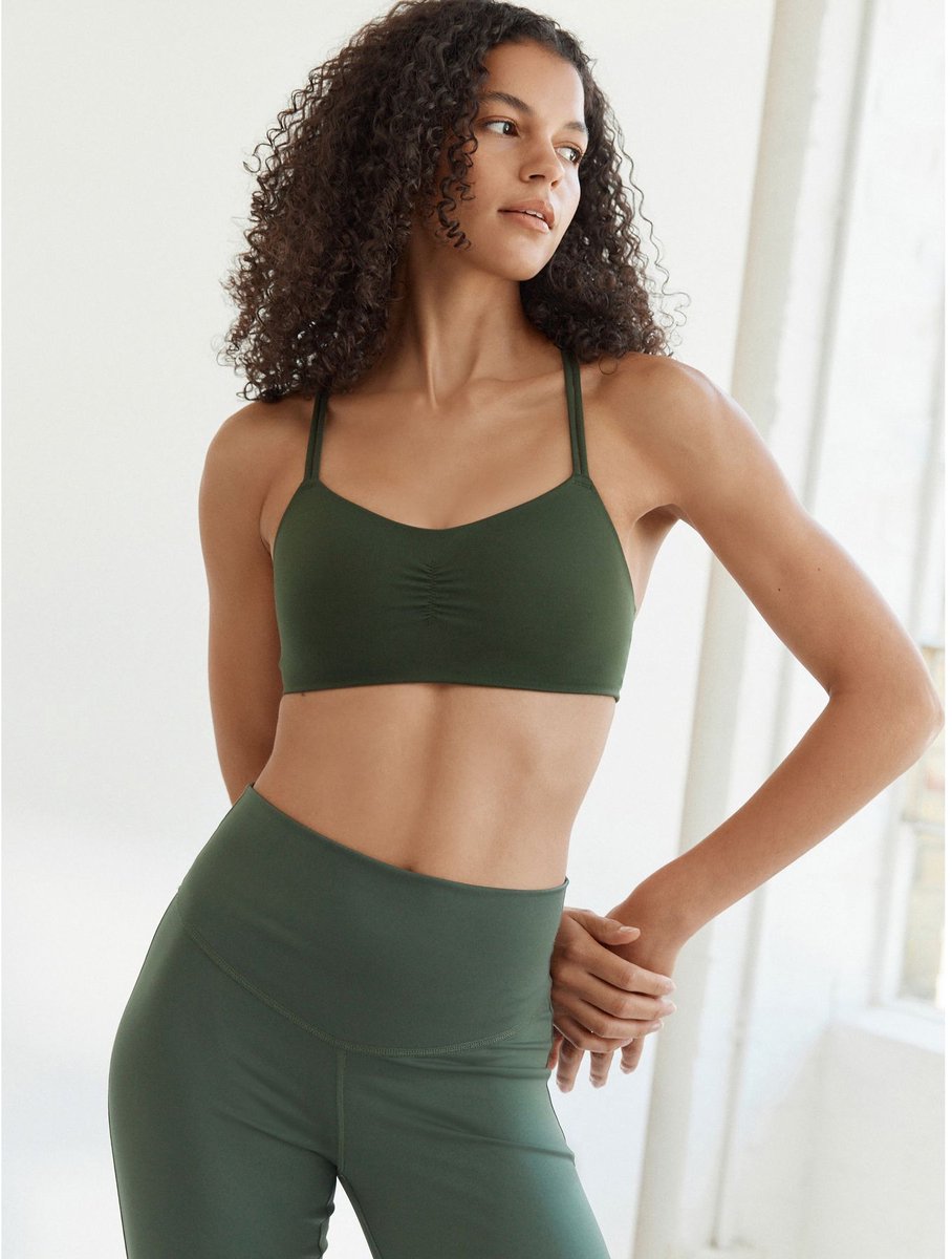 Next Dames - N.Premium Ultimate Comfort Medium Impact Sports Bra - Groen Green