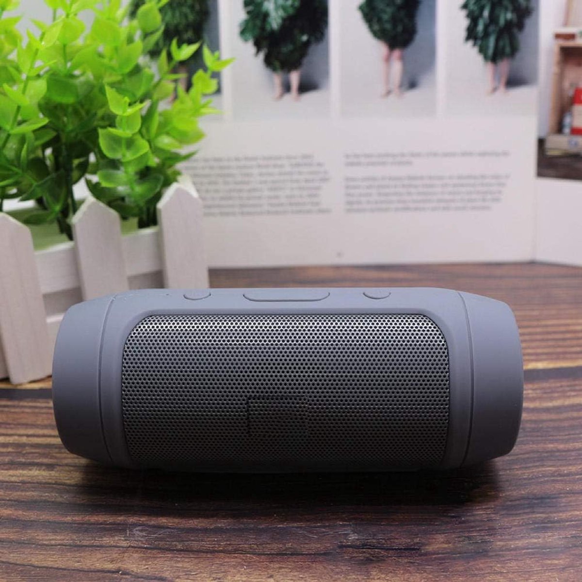 Draagbare Bluetooth Speaker - Mini Geluidbox - Muziek Luisteren Buiten - Waterdicht Ontwerp - Compact Formaat - Grijs