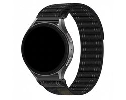 Nylon bandje - geschikt voor Garmin Vivoactive 4 / Venu 3 / Venu 2 / Forerunner 255 / Forerunner 265 / 570 (47mm) en Polar Vantage M / M2 / V3 / Grit X (Pro) - zwart