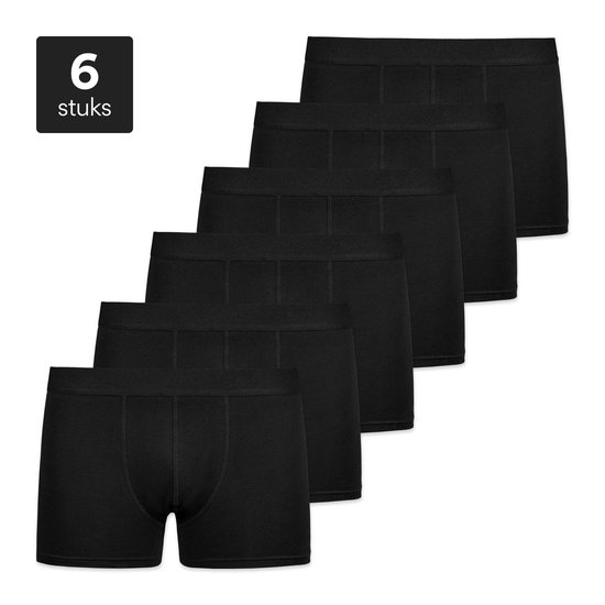 Zes zwarte boxershorts van biologisch katoen, met elastische tailleband.