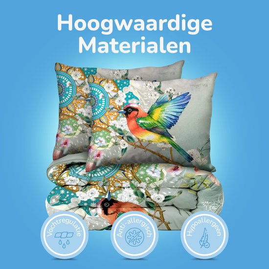 Gevouwen beddengoed met vogels, bloemen en mandala's. "Hoogwaardige Materialen", "Vochtregulatie", "Anti-allergisch", "Hypoallergeen".