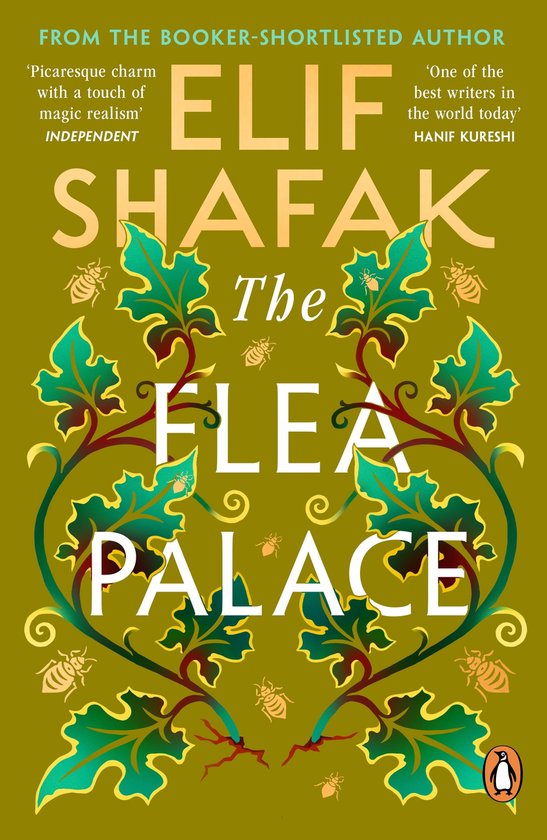 De omslag van 'The Flea Palace' door Elif Shafak, met een gedetailleerd groen patroon van bladeren en kevers.