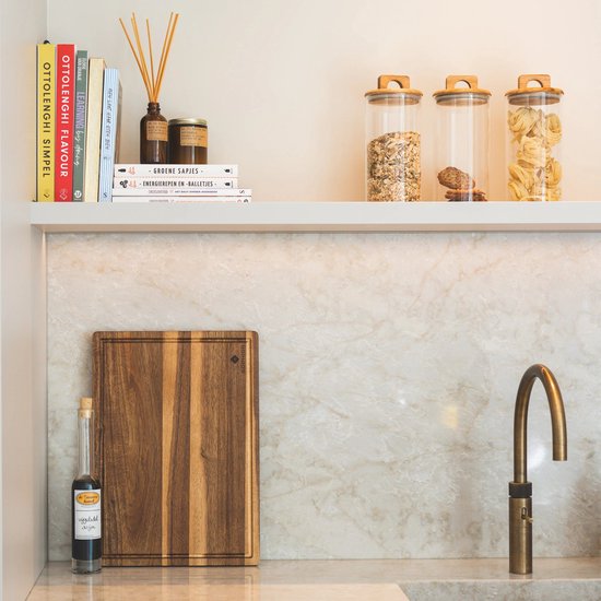 Planche à découper SOPHIOR en bois d'acacia - Groot taille - Planche à découper en bois pour la Cuisine - Planche à découper avec rainure pour le jus - Bois 100 % durable certifié FSC - Accessoires BBQ - Planches à découper - 42 cm x 30 cm x 2 cm