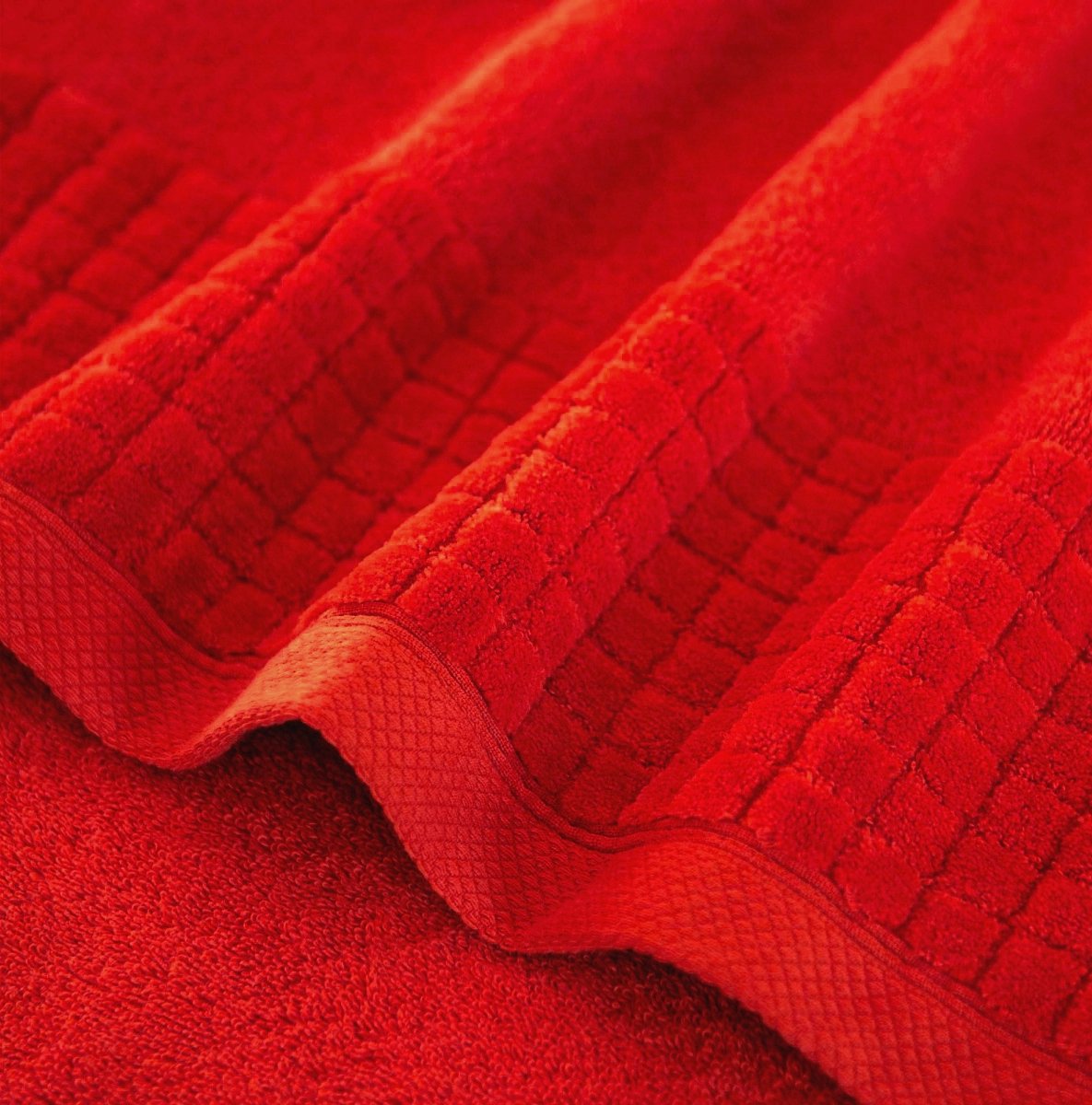 Zwoltex Paulo 3 Antibacteriële Handdoek Rood 30x50 cm