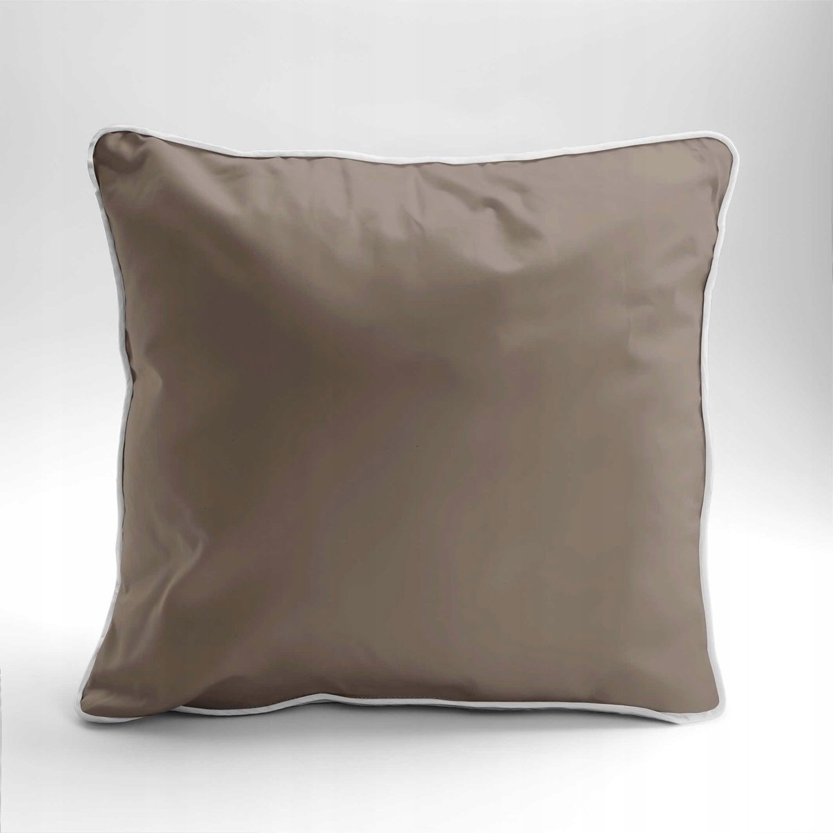 Mako Satin Kussensloop 40x40 Taupe met Bies - Zacht & Duurzaam