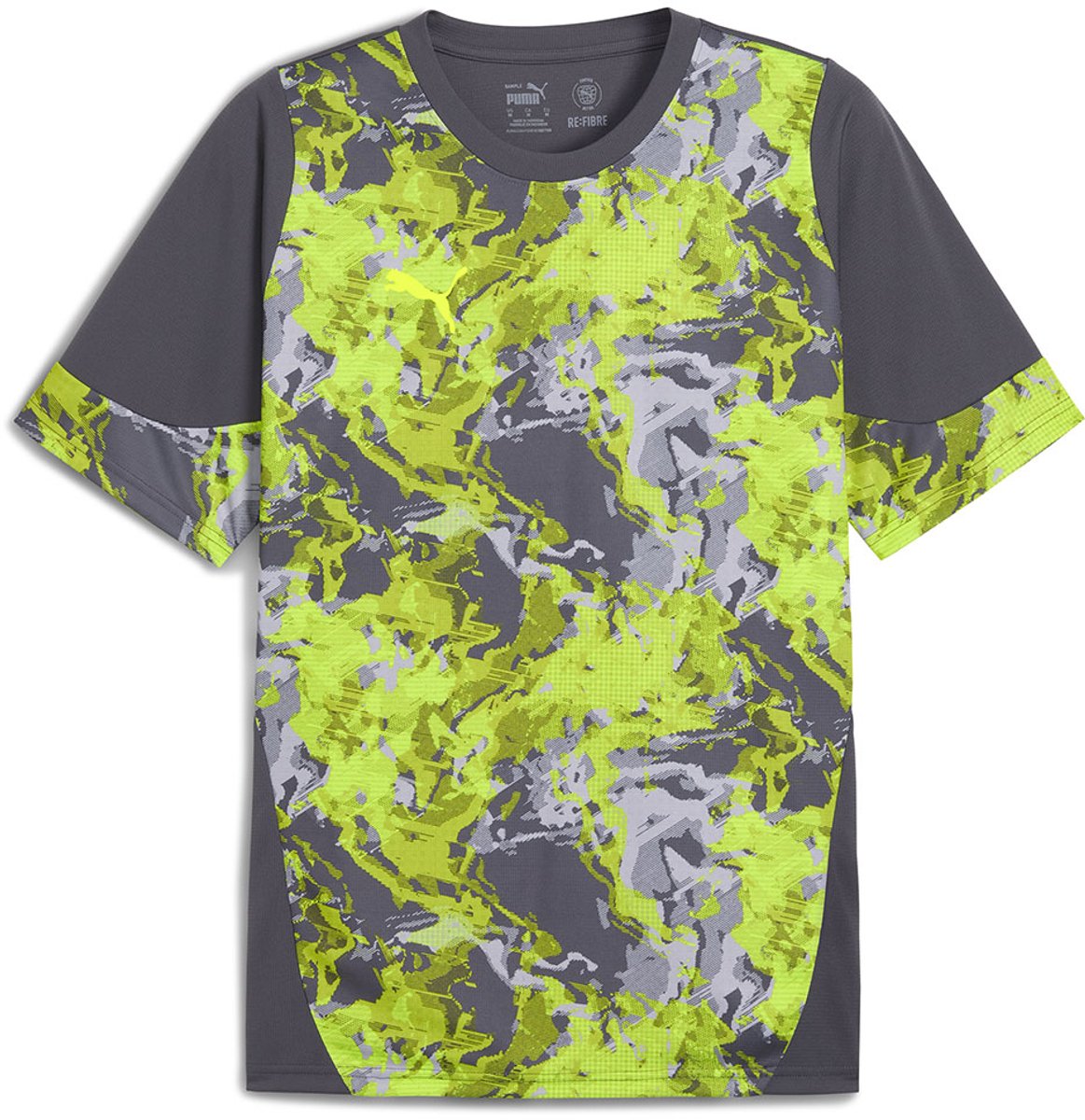 Groen PUMA T-shirt met korte mouwen, slanke pasvorm en all-over grafische print, ideaal voor voetbalsport.
