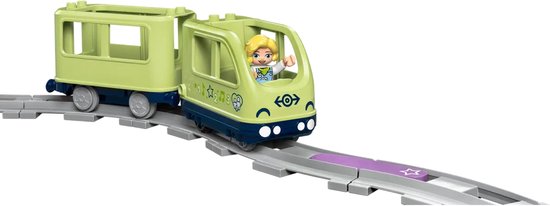 Train LEGO Duplo vert clair avec figurine blonde sur des rails.
