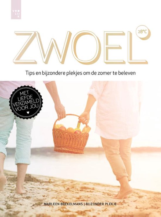 Boek 'Zwoel' met de tekst 'Tips en bijzondere plekjes om de zomer te beleven'. Een stel loopt op het strand met een picknickmand.