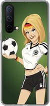 Geschikt voor OnePlus Nord CE 5G hoesje - Een illustratie van een meisje met Duitse kleding en een voetbal - Meiden - Meisjes - Kinderen - Siliconen Telefoonhoesje