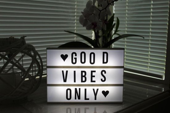 Cinema LightBox A4 LED - Letterbord met Licht - Inclusief 84 Letters - Zwart