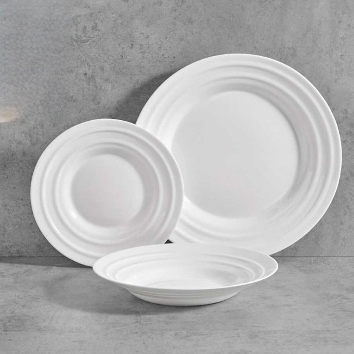 Vivalto - Luxe Borden - 18 Stuks - Wit - Horeca - Set - Pack - Witte Borden - Kwaliteit - Dinerbord - Ontbijtbord - Lunchbord