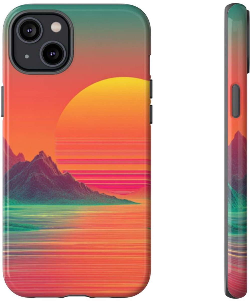 Neon Zonsondergang met Bergen en Zee – Telefoonhoesje Geschikt voor iPhone 14 Plus