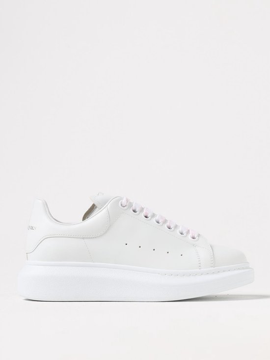 OVERSIZED SNEAKERS IN WHITE TEXTURED CALFSKIN