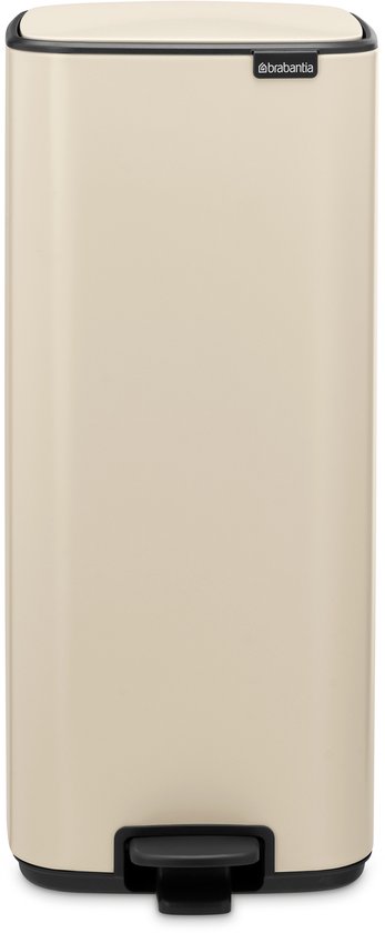 Beige Brabantia pedaalemmer met een zwart pedaal.