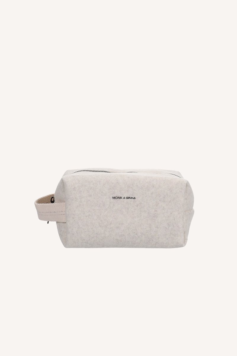 Monk and Anna - Toiletry bag | wool