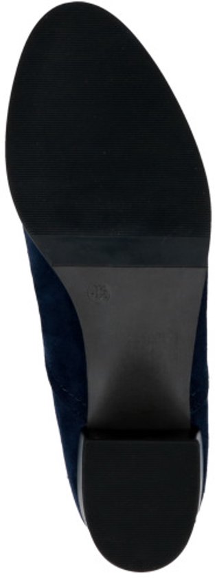 Zool van een donkerblauwe stretch laars met blokhak.