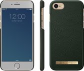iDeal of Sweden Saffiano Backcover iPhone SE (2020) / 8 / 7 / 6(s) hoesje - Groen