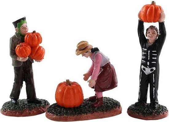 Lemax - Pumpkin Pickers -  Set Of 3