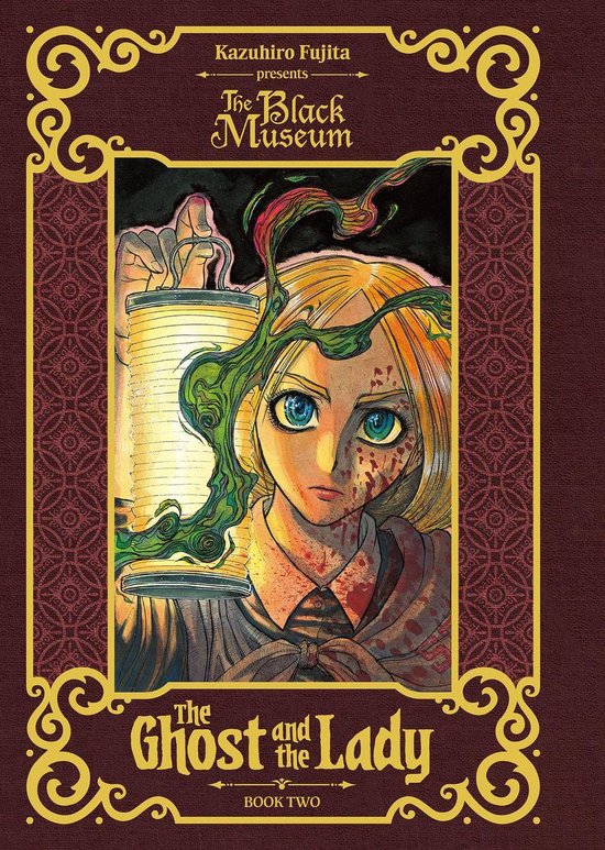 Boekomslag van 'The Ghost and the Lady 2'. Een meisje met blond haar en blauwe ogen houdt een lantaarn vast. Groene rook komt uit de lantaarn.