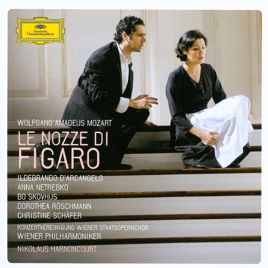Le Nozze di Figaro, een opera van Wolfgang Amadeus Mozart, met Ildebrando D'Arcangelo en Anna Netrebko.
