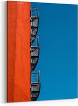 Schilderij - Buitentrap op een gebouw — 70x100 cm