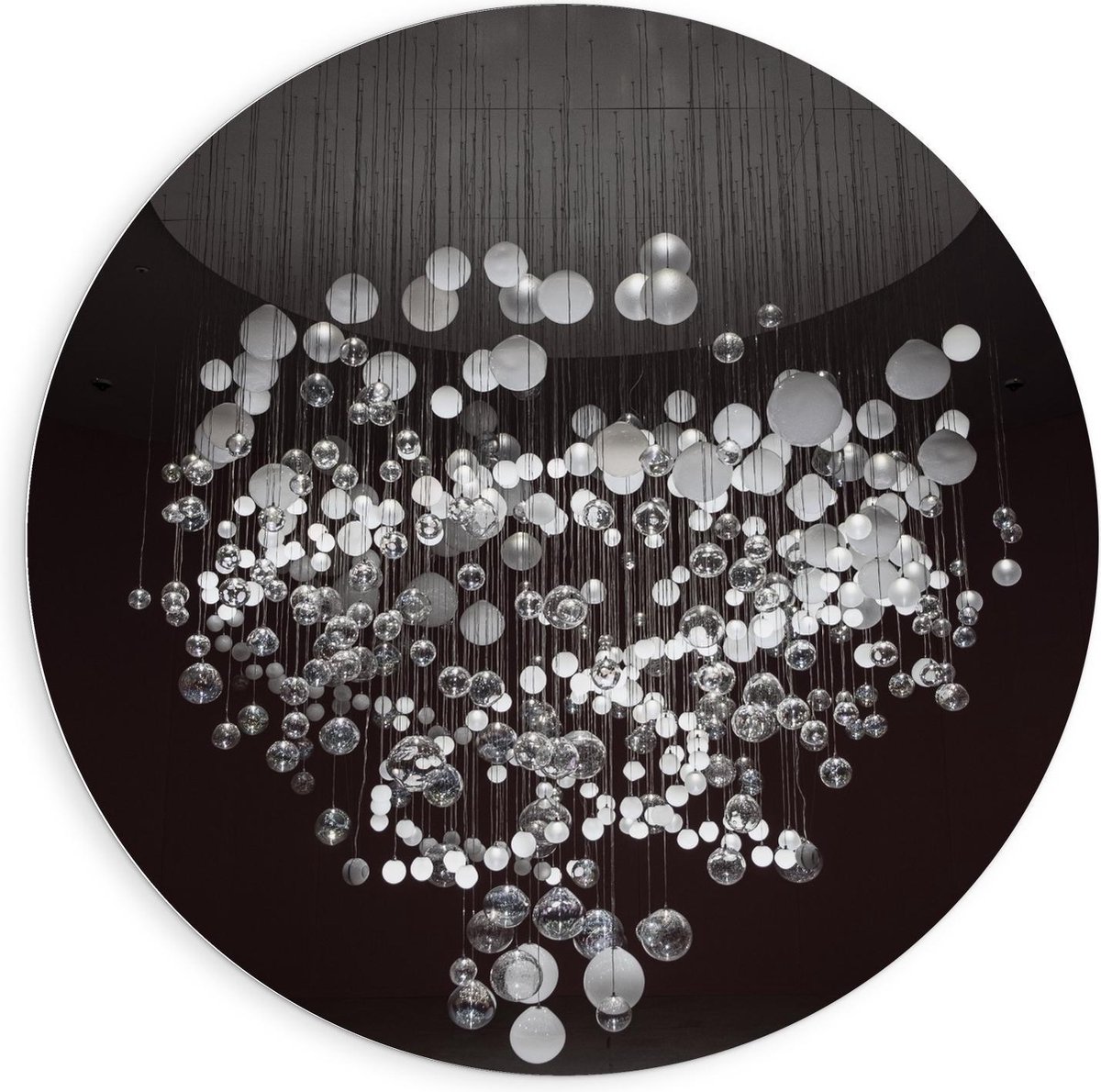 Forex Wandcirkel - Mega Kroonluchter (zwart/wit) - 90x90cm Foto op Wandcirkel (met ophangs