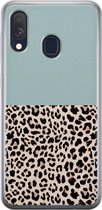 Leuke Telefoonhoesjes - Hoesje geschikt voor Samsung Galaxy A40 - Luipaard mint - Soft case - TPU - Luipaardprint - Blauw