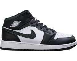 foto van WMNS Air Jordan 1 Mid zwart/wit maat 37