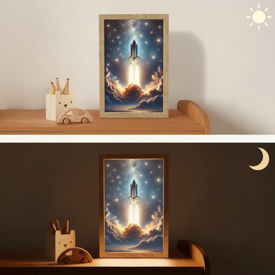Nachtlampje 20x30 cm - Kinder lampje - Ruimtevaart - Raket - Space - Sterren - Tafellamp kinderkamer - Slaapkamer lamp - Bedlamp kinderen - Kinderlampje stopcontact - Wandlamp babykamer - Nachtlampjes van Merkloos — afbeelding 4