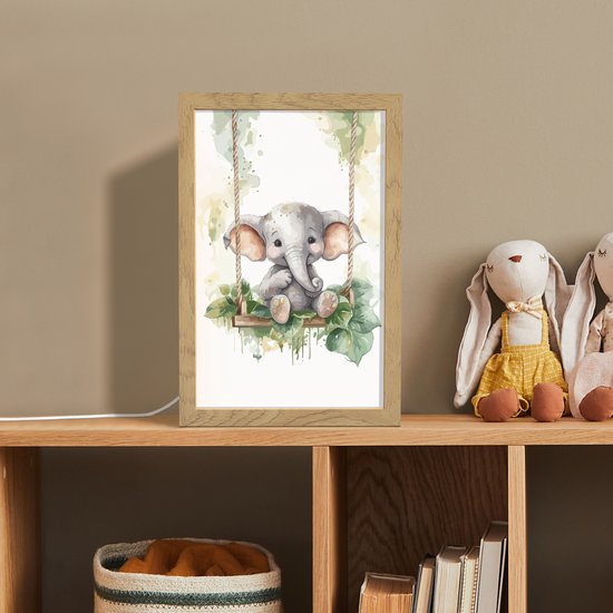 Nachtlampje 20x30 cm - Kinder lampje - Olifant - Dier - Kinderen - Jungle - Tafellamp kinderkamer - Slaapkamer lamp - Bedlamp kinderen - Kinderlampje stopcontact - Wandlamp babykamer - Nachtlampjes van Merkloos — afbeelding 3