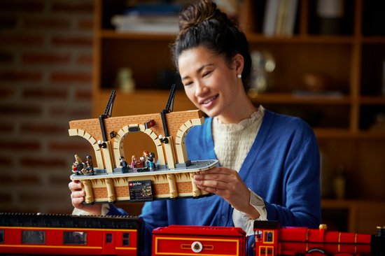 LEGO Harry Potter Zweinstein Express - Verzameleditie Modelbouw