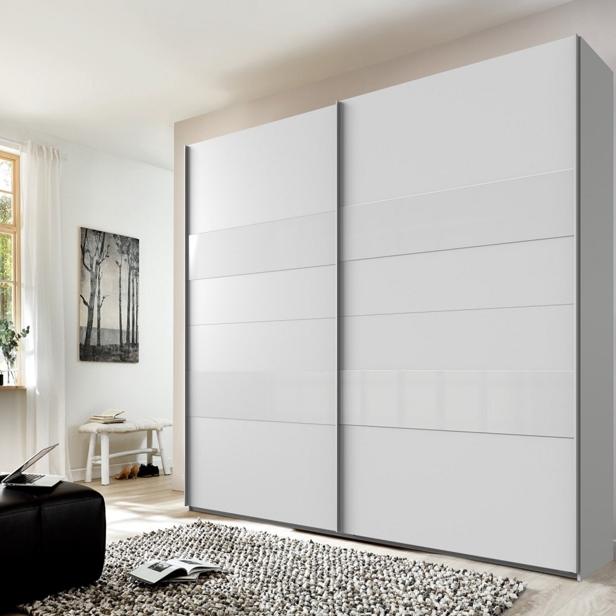 Kledingkast Mierlo - Hout - Wit - 225x236x65 cm (BxHxD) - Schuifdeuren - Hang-legkast - Met 4 Legplanken en 2 Roedes