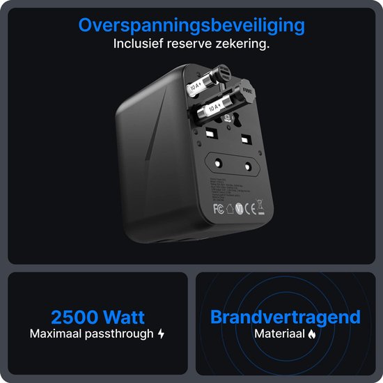 Zwarte reisstekker met overspanningsbeveiliging en twee 10A zekeringen. Maximaal 2500 Watt.