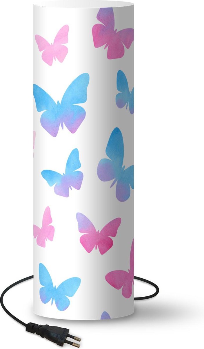 Lamp - Nachtlampje - Tafellamp slaapkamer - roze met blauwe vlinders - 70 cm hoog - Ø22.3 cm - Inclusief LED lamp