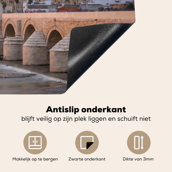 KitchenYeah® Inductie beschermer 81.2x52 cm - Zonsondergang over de Mezquita in Spanje - Kookplaataccessoires - Afdekplaat voor kookplaat - Inductiebeschermer - Inductiemat - Inductieplaat mat - Merkloos