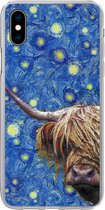 Geschikt voor iPhone Xs hoesje - Sterrennacht - Van Gogh - Schotse hooglander - Siliconen Telefoonhoesje