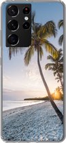 Geschikt voor Samsung Galaxy S21 Ultra hoesje - Strand - Zonsondergang - Palmboom - Siliconen Telefoonhoesje