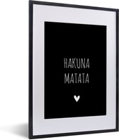 Affiche avec cadre Citation hollandaise : 'Hakuna Matata' avec coeur blanc sur fond noir - 30x40 cm
