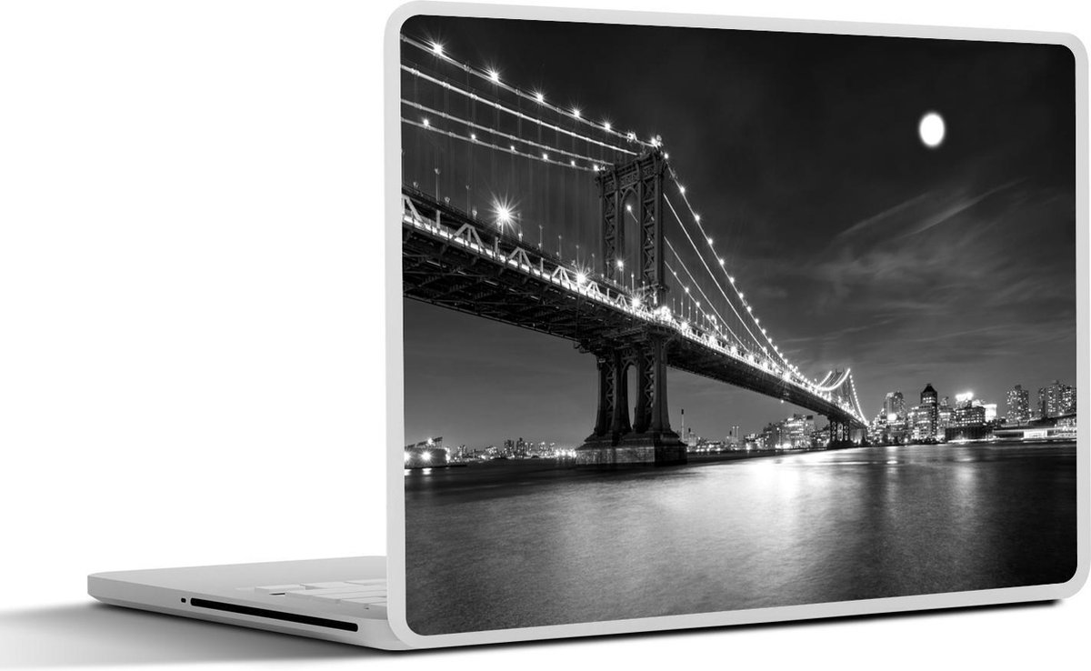 Afbeelding van product SleevesAndCases  Laptop sticker - 12.3 inch - Brooklyn Bridge in New York - zwart wit