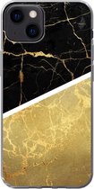 Geschikt voor iPhone 13 hoesje - Marmer print - Zwart - Goud - Siliconen Telefoonhoesje