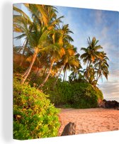 Canvas Schilderij Palmbomen hangen scheef op het strand van het Amerikaanse Hawaii - 90x90 cm - Wanddecoratie