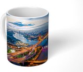 Mok - Brug in Thailand in de avond - 350 ML - Beker