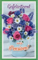 Gefeliciteerd met je pensioen! Een bijzondere kaart met een mooie bos bloemen op tafel. Erg leuk om zo te geven of om bij een cadeau te voegen. Een dubbele wenskaart inclusief envelop en in folie verpakt.
